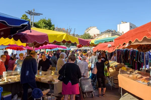 Marchés à Limoges et alentours